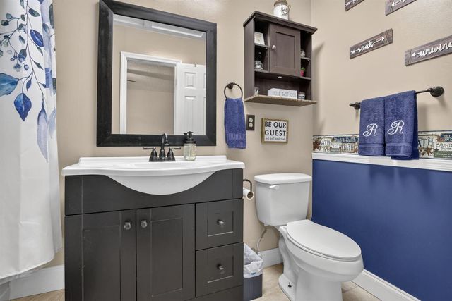 124 Wimbledon Lake Drive, Plantation, FL 33324