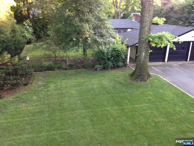 82 Winsor, Glen Ridge, NJ 07028