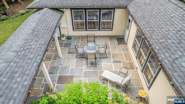 82 Winsor, Glen Ridge, NJ 07028