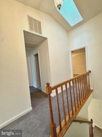 7719 ORA CT, Greenbelt, MD 20770