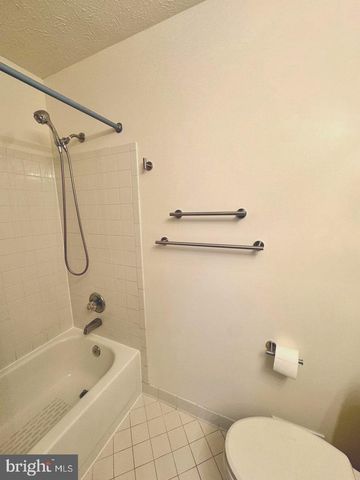 7719 ORA CT, Greenbelt, MD 20770
