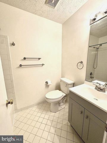 7719 ORA CT, Greenbelt, MD 20770