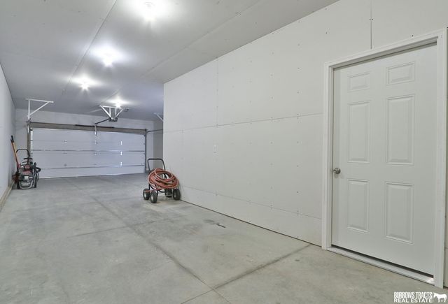 320 Tecumseh Street, Sterling, NE 68443