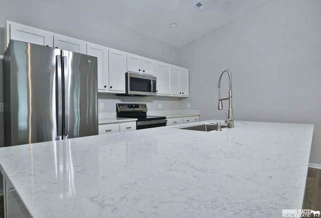 320 Tecumseh Street, Sterling, NE 68443