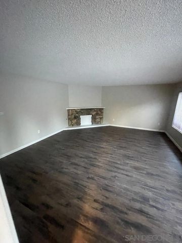 122 Trellis Lane, Escondido, CA 92026