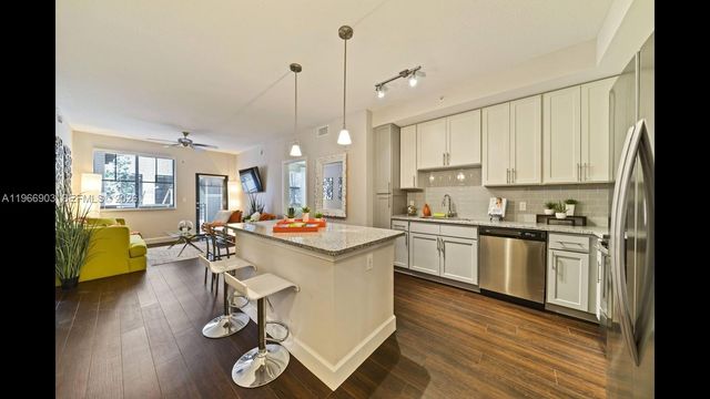 7850 Pasadena Blvd C1, Pembroke Pines, FL 33024