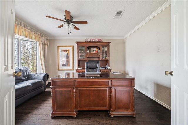 3506 Lost Lake Drive, Kingwood, TX 77339