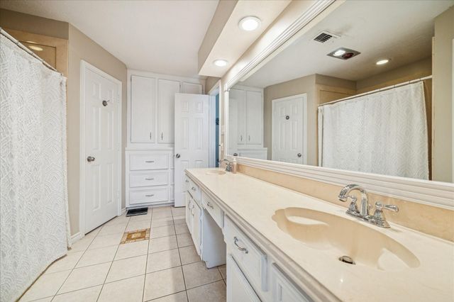 3506 Lost Lake Drive, Kingwood, TX 77339