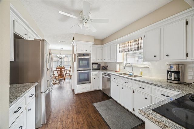 3506 Lost Lake Drive, Kingwood, TX 77339