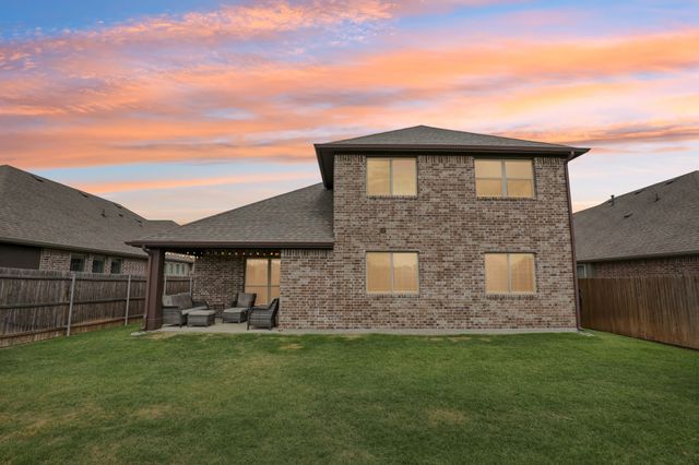 8704 White Rock Lane, Denton, TX 76226