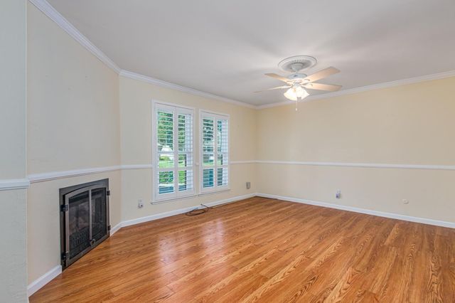 134 Touchstone Pl, West Sacramento, CA 95691