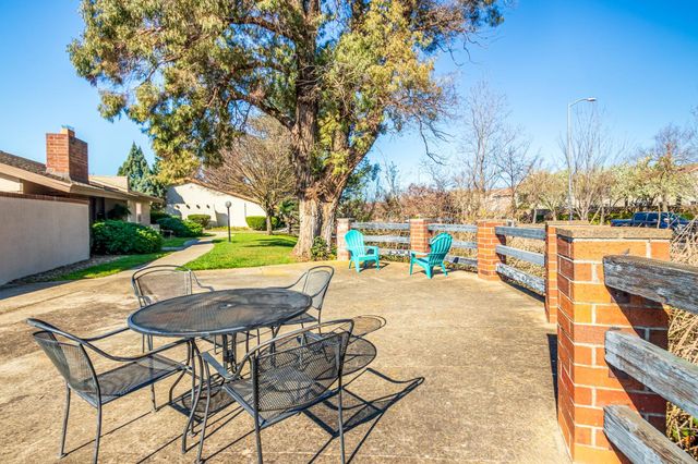 134 Touchstone Pl, West Sacramento, CA 95691