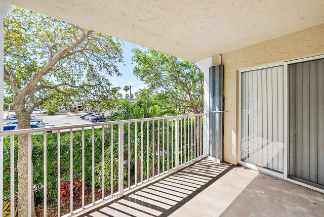 260 Village Boulevard 5204, Tequesta, FL 33469