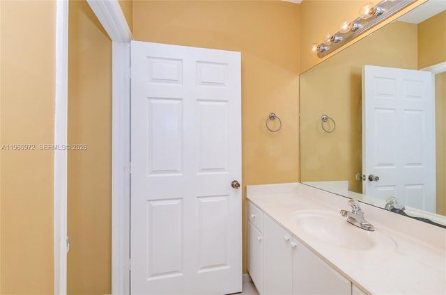 1207 NE 32nd Ter 1207, Homestead, FL 33033