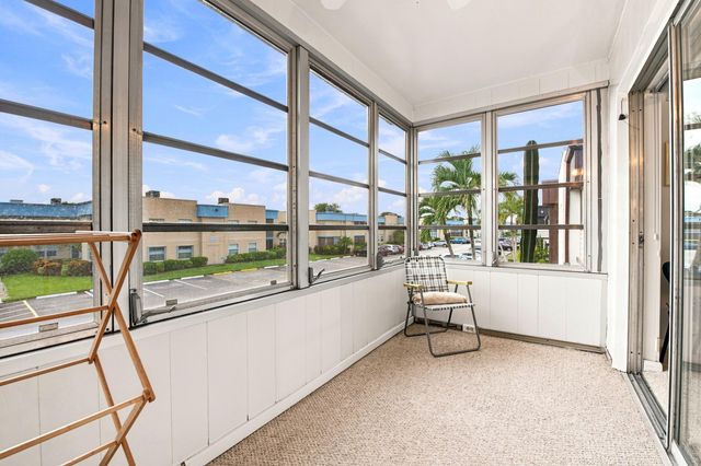 479 Burgundy J, Delray Beach, FL 33484
