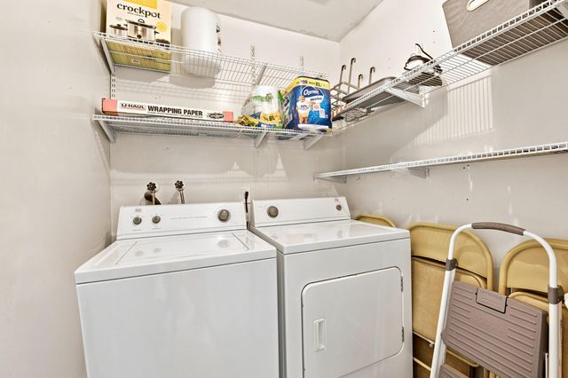 479 Burgundy J, Delray Beach, FL 33484