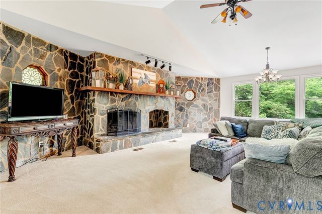 4400 Three Bridge Rd, Powhatan, VA 23139