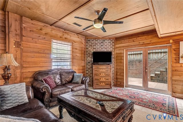 4400 Three Bridge Rd, Powhatan, VA 23139