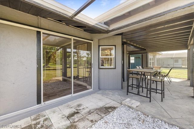 4216 SE 1st CT, Cape Coral, FL 33904