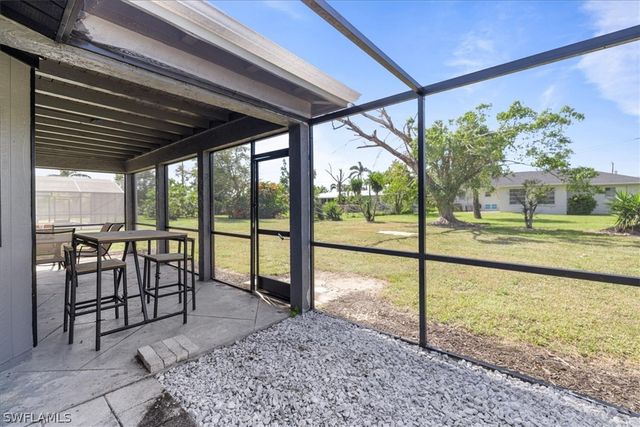 4216 SE 1st CT, Cape Coral, FL 33904