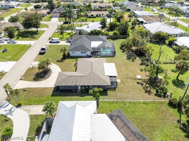 4216 SE 1st CT, Cape Coral, FL 33904