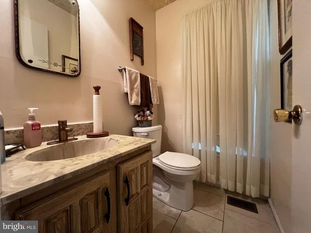 12713 PROSPECT KNOLLS DR, Bowie, MD 20720