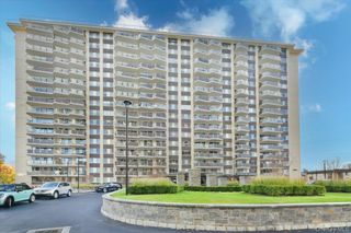 18-15 215 2G, Bayside, NY 11360