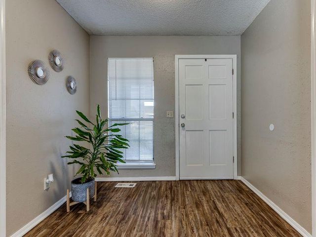 8816 Dena Lane, Oklahoma City, OK 73132
