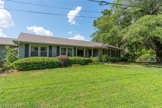 2323 S V Street, Fort Smith, AR 72901