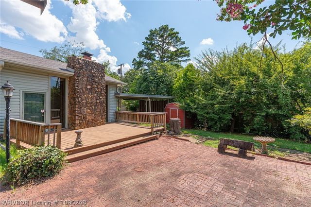 2323 S V Street, Fort Smith, AR 72901
