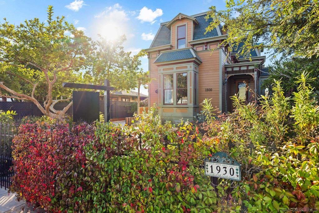 Image 2 of property listing at 1930 30Th St, San Diego, CA 92102