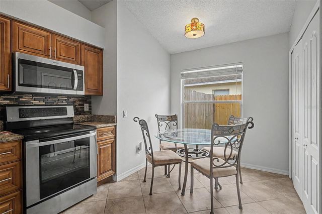 10238 CHARLESTON CORNER ROAD, Tampa, FL 33635