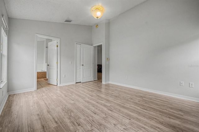 10238 CHARLESTON CORNER ROAD, Tampa, FL 33635