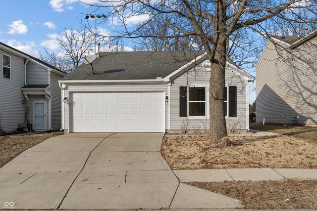 490 Harmony Drive, Greenwood, IN 46143