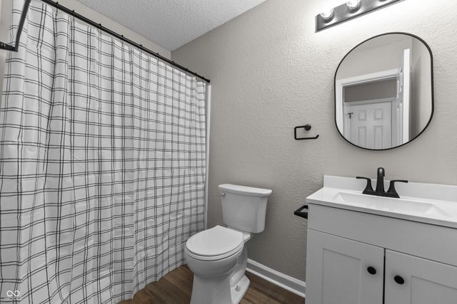 490 Harmony Drive, Greenwood, IN 46143