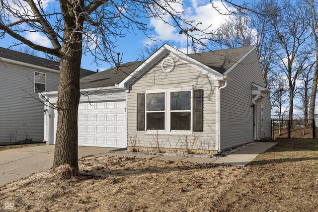 490 Harmony Drive, Greenwood, IN 46143