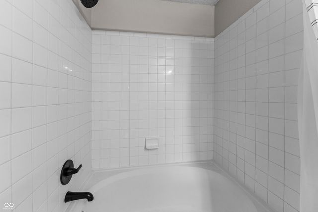 490 Harmony Drive, Greenwood, IN 46143