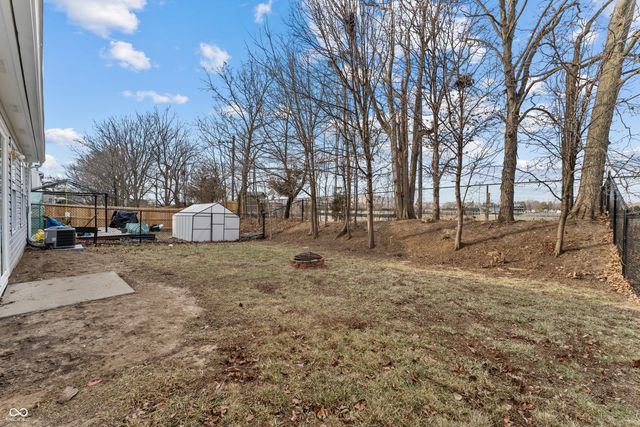 490 Harmony Drive, Greenwood, IN 46143