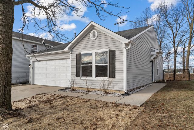 490 Harmony Drive, Greenwood, IN 46143