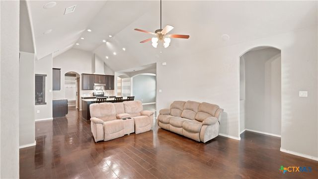 2083 Western Pecan, New Braunfels, TX 78130