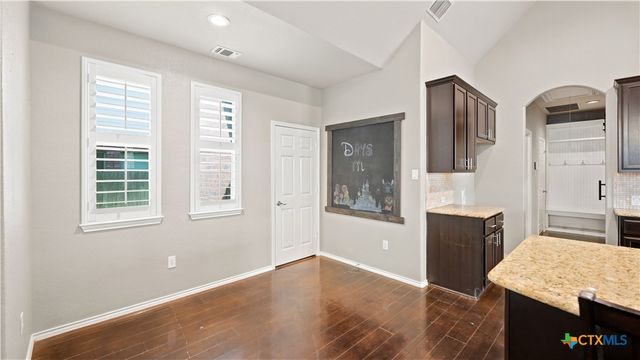 2083 Western Pecan, New Braunfels, TX 78130