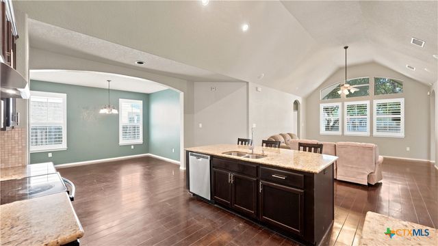 2083 Western Pecan, New Braunfels, TX 78130