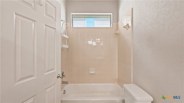 2083 Western Pecan, New Braunfels, TX 78130