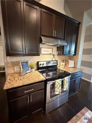 2083 Western Pecan, New Braunfels, TX 78130