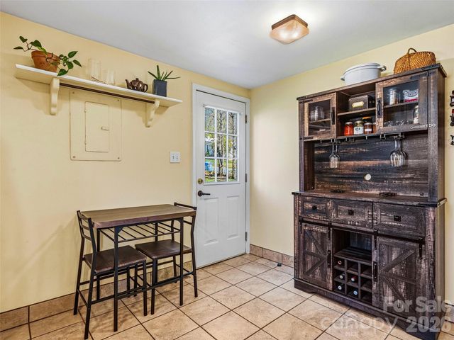 125 Lower Edgewood Road, Candler, NC 28715