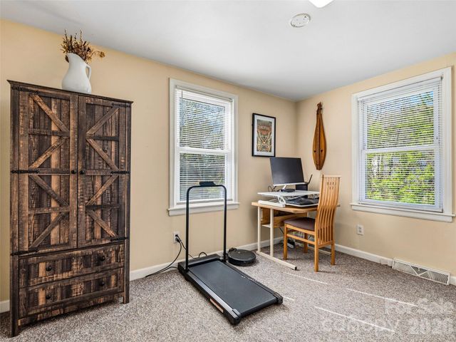 125 Lower Edgewood Road, Candler, NC 28715