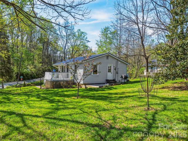 125 Lower Edgewood Road, Candler, NC 28715