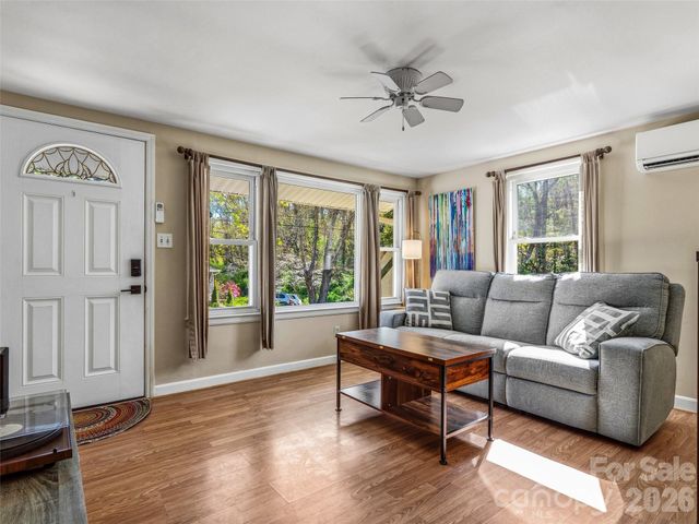 125 Lower Edgewood Road, Candler, NC 28715