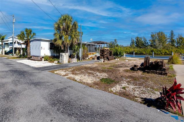 800 CHESAPEAKE DRIVE 13, Tarpon Springs, FL 34689