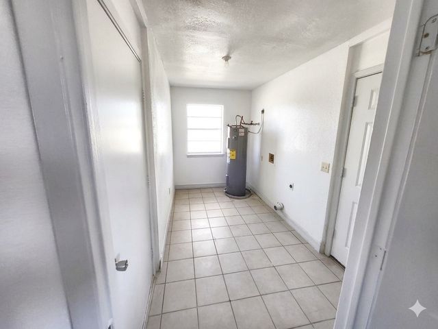 305 Sierra Vista Drive, Chico, TX 76431